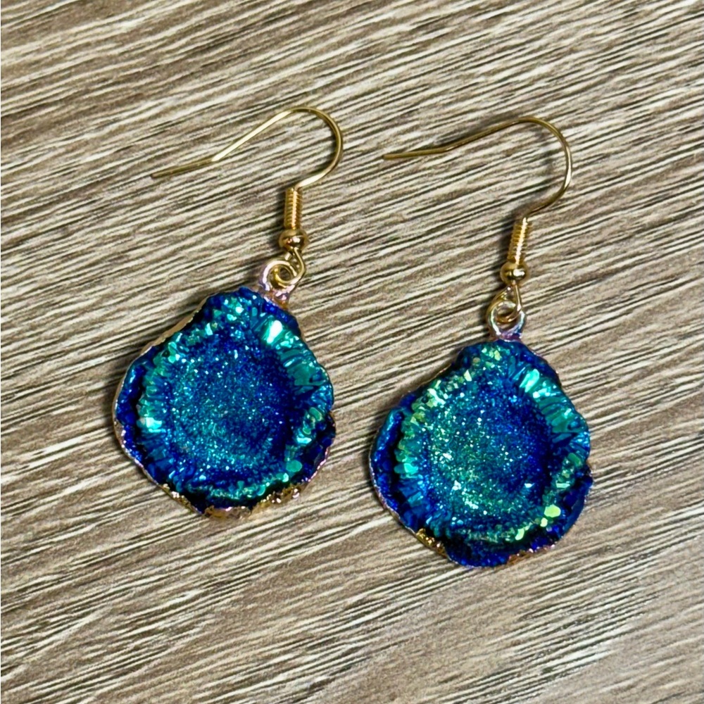 New Druzy Lightweight Faux Geode Earrings Blue Green